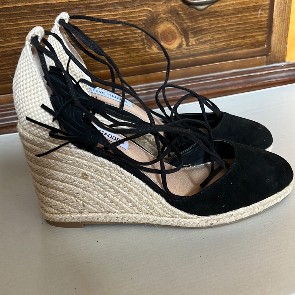 Brand new Steve Madden espadrilles size 8